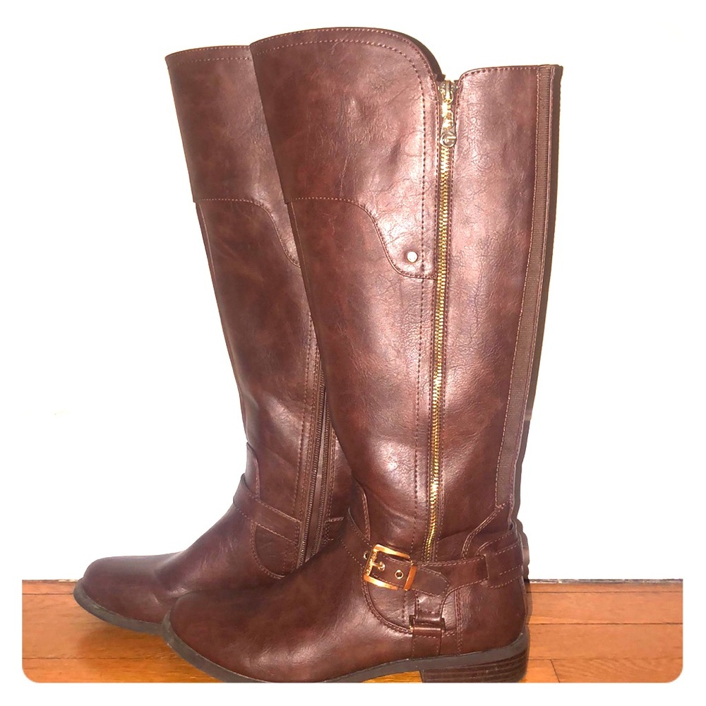 Guess brown riding boots!👢